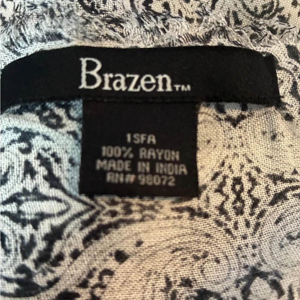 Brazen Black & White Rayon Scarf 41”x78” 100% Rayon Fringe Geo/Floral Print